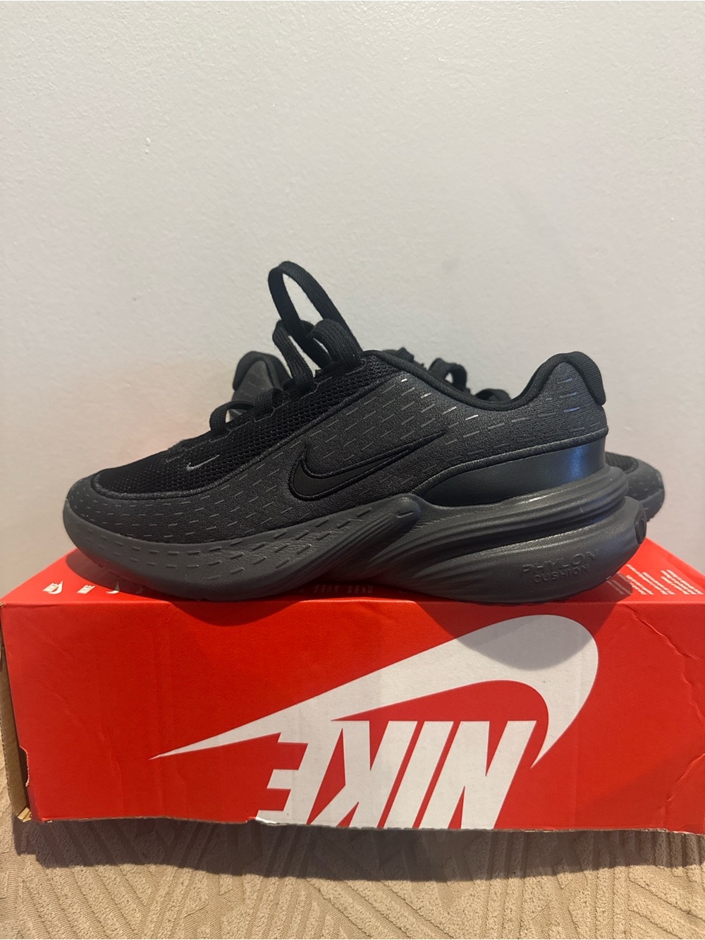 Nike Black Running Shoes - Lightweight Comfort